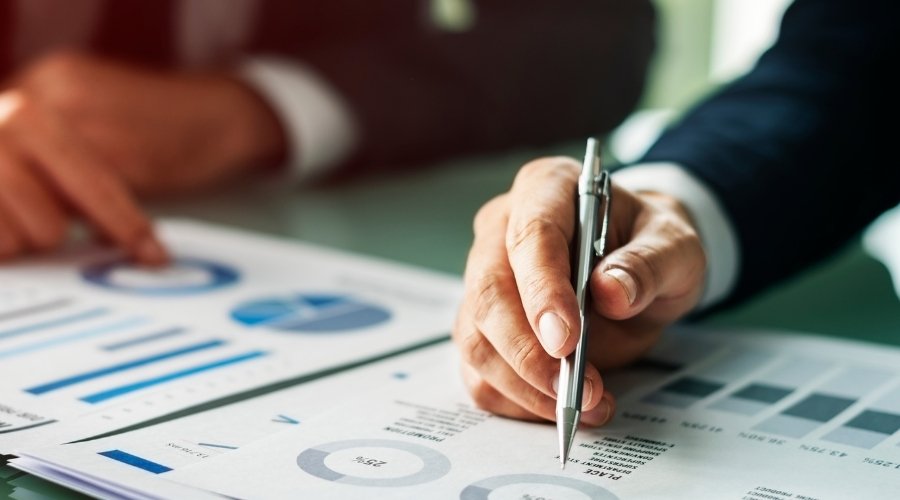 hand-writing-good-governance-a-guide-for-business-leaders