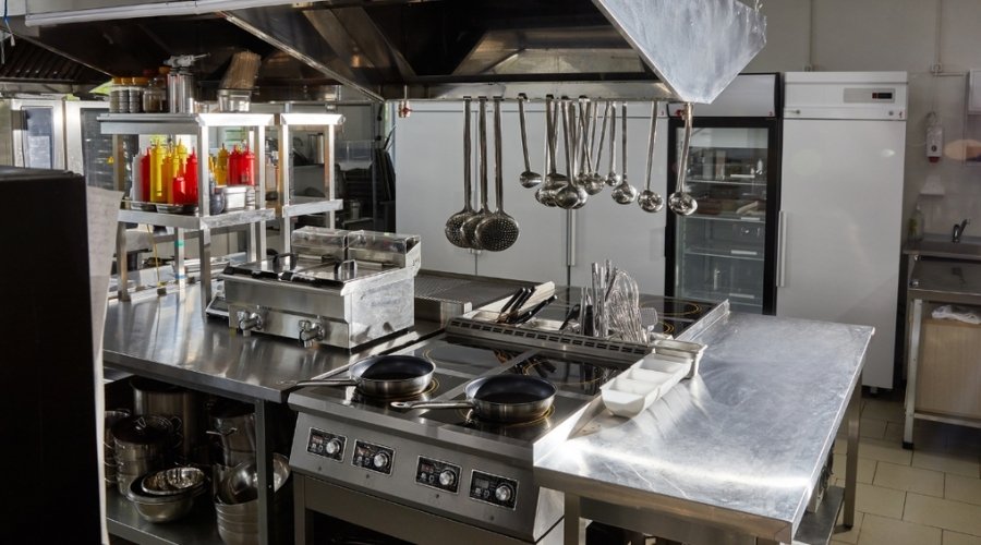 restaurant-kitchen-equipment-breakdown-whats-covered-by-insurance-vs-warranty