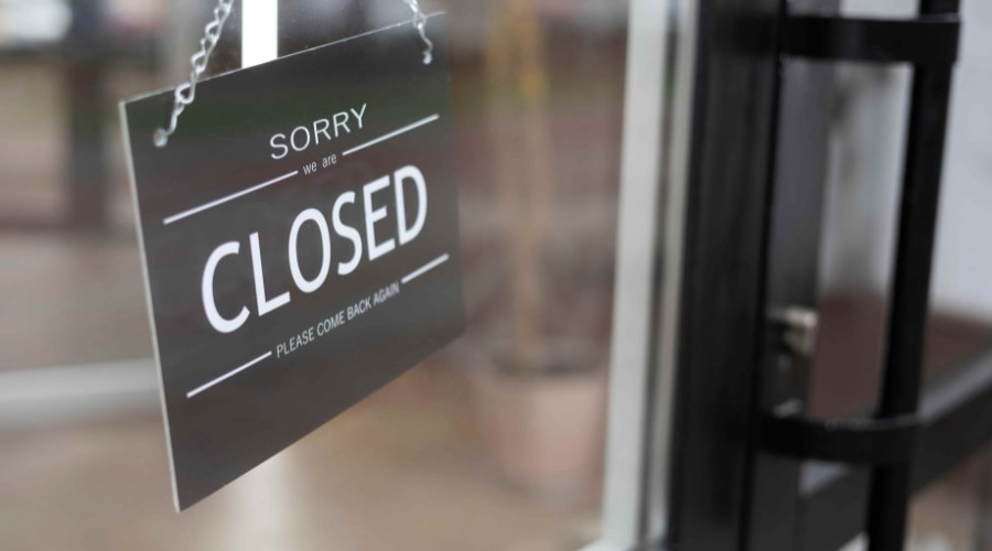 Closed Business Sign For Clear Insurance Blog on Crisis Preparedness for Clubs: Understanding Your Coverage After Violent Incidents